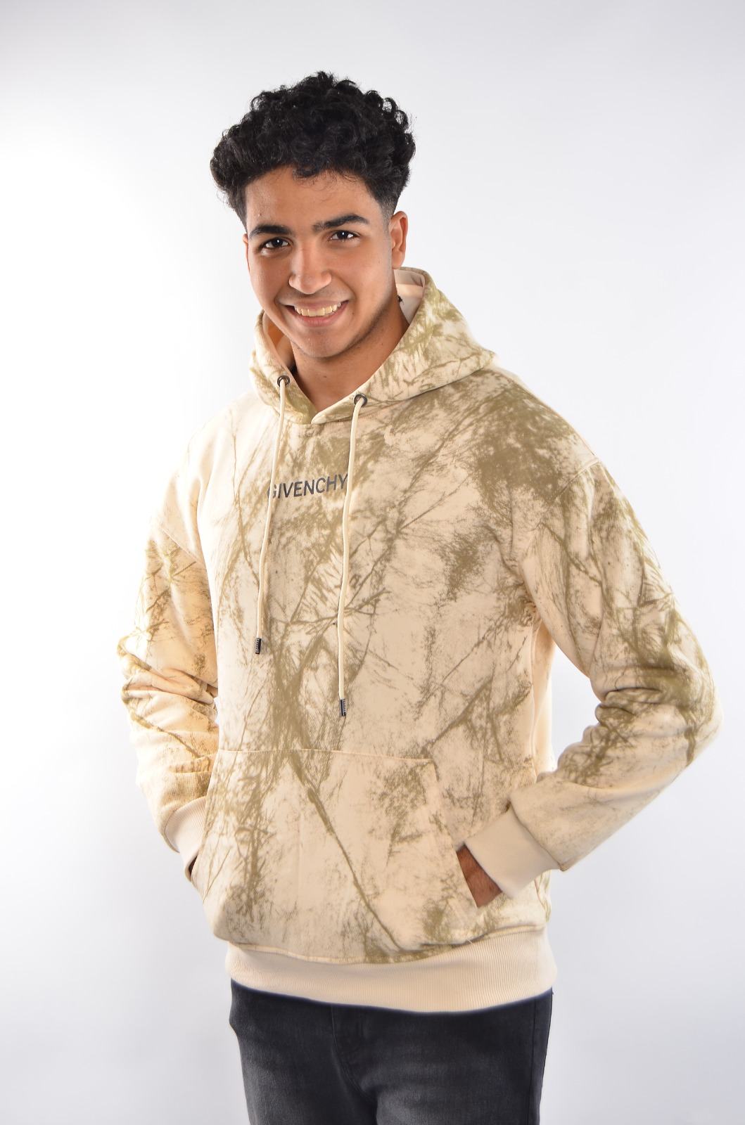 سويت شيرت تاي داي(GVENCHY)